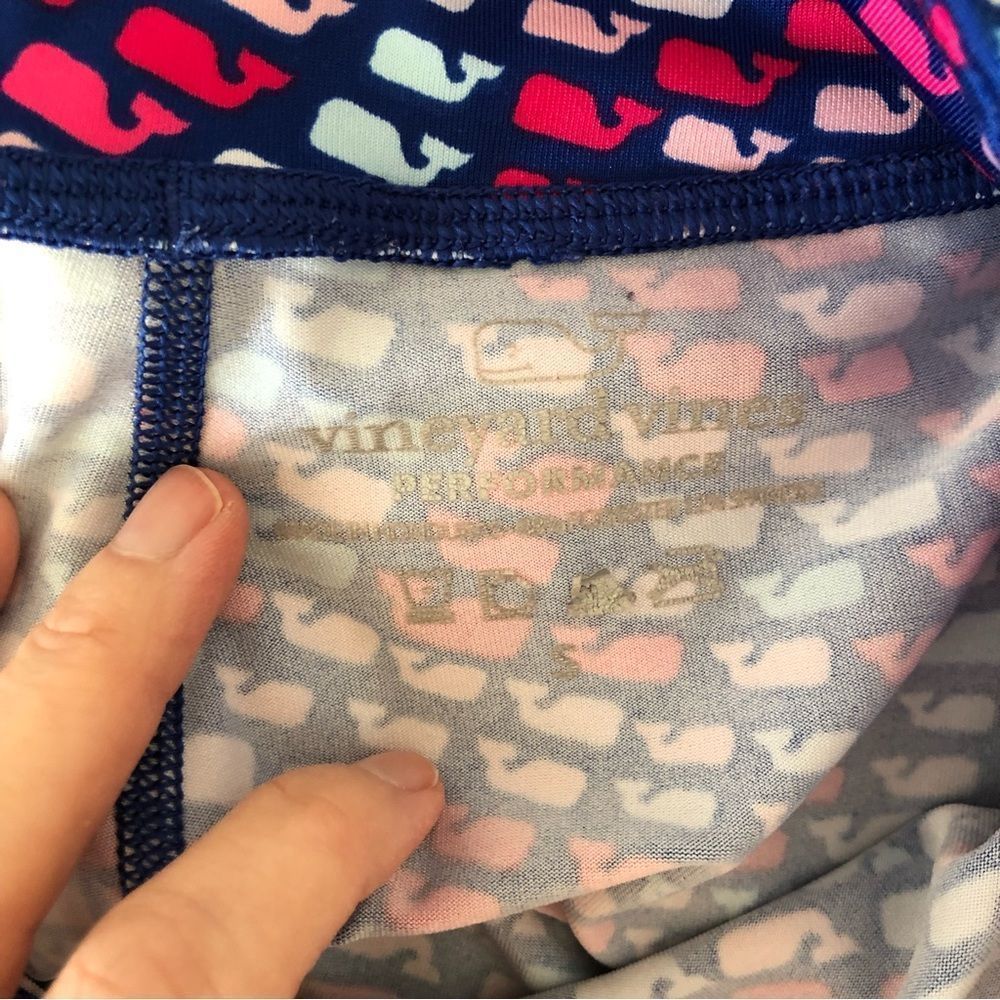 Vineyard Vines Navy Leggings with Pink, Red, Light Blue Whale Pattern - Picture 10 of 11